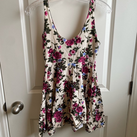 Sparkle and Fade brand rose dress! - Picture 3 of 5